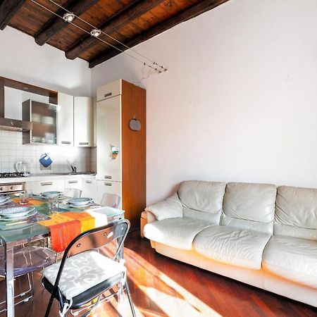 Porta Romana & Bocconi Cosy Apartment ميلان المظهر الخارجي الصورة
