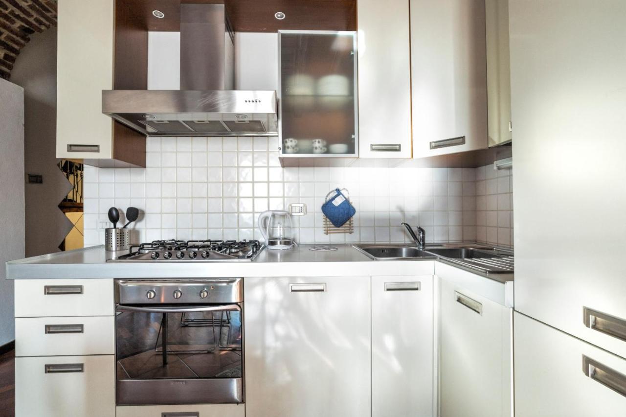 Porta Romana & Bocconi Cosy Apartment ميلان المظهر الخارجي الصورة